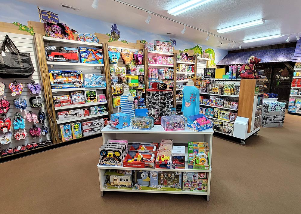 Mini Golf Gift Shop 3